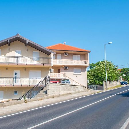 מוסטר Apartments Fusion מראה חיצוני תמונה